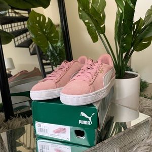 👄 Puma Classic Low-Top Sneakers